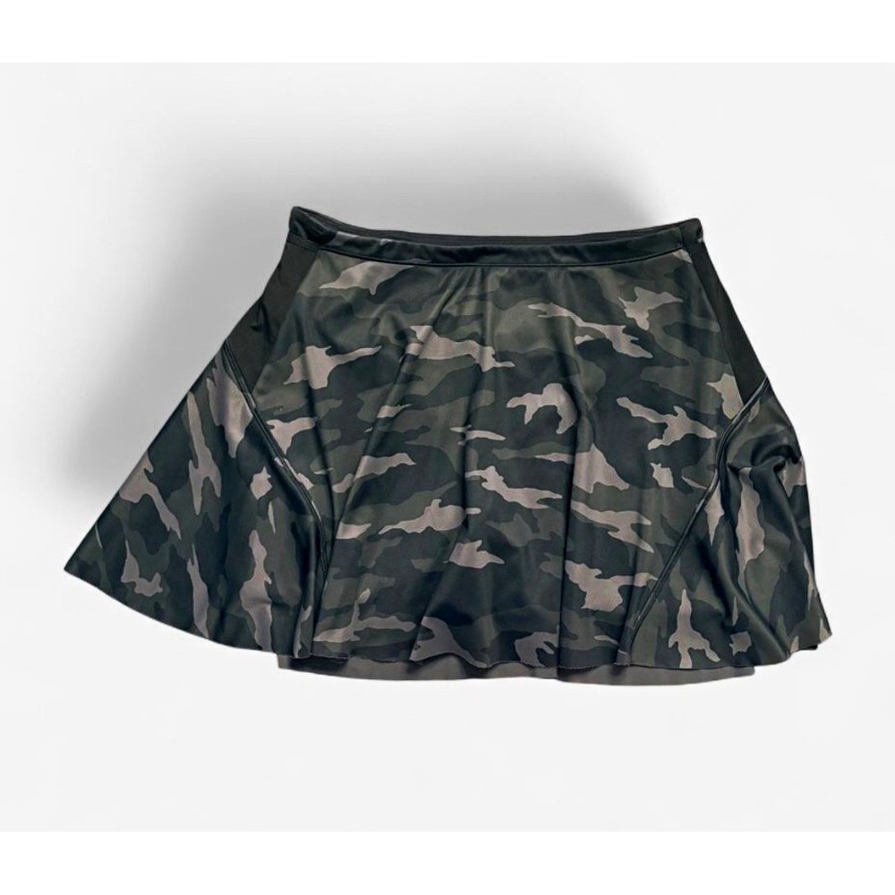 Athleta Match Point Camo Printed Tennis Skort Womens S Gray Black Pockets